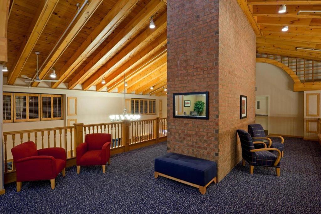 Holiday Inn Express Toronto East - Scarborough By Ihg Eksteriør billede
